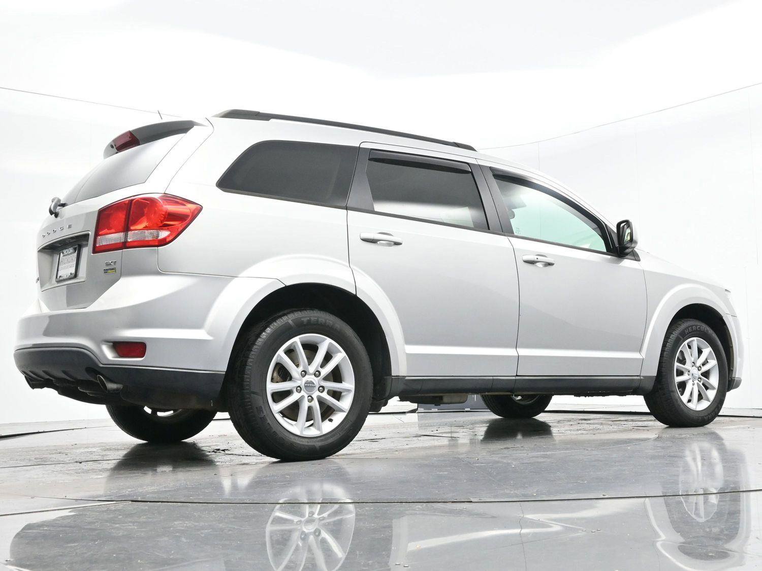 Used 2013 Dodge Journey SXT w/ Flexible Seating Group image 47