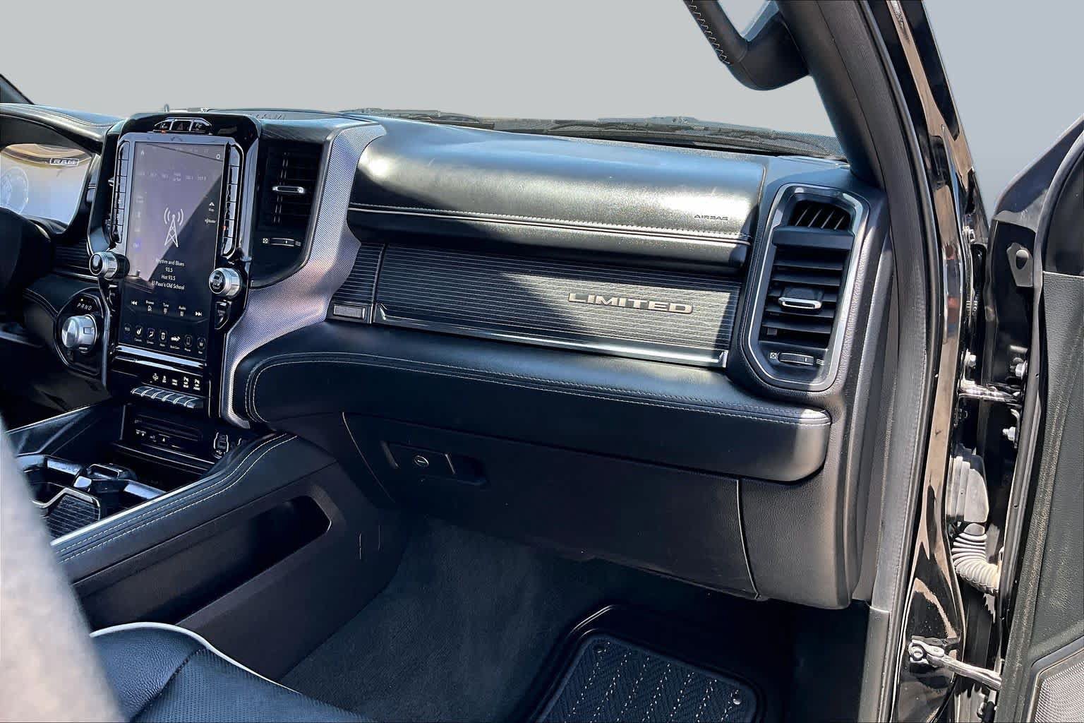 Used 2019 RAM 1500 Limited RWD image 18