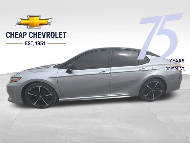 Used 2019 Toyota Camry XSE FWD video 3