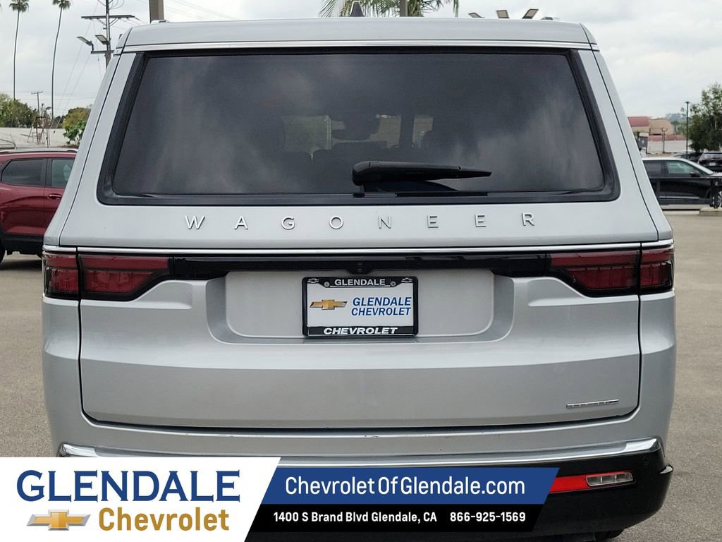 Used 2024 Jeep Wagoneer L Series II RWD image 13