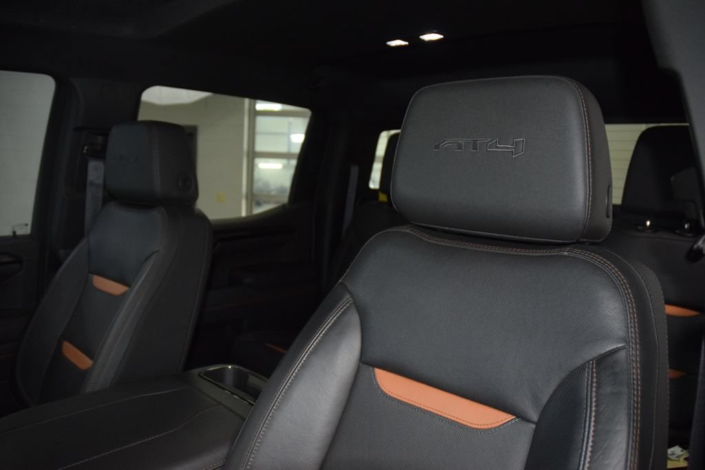 Used 2023 GMC Sierra 1500 AT4 w/ Technology Package AWD/4WD image 39