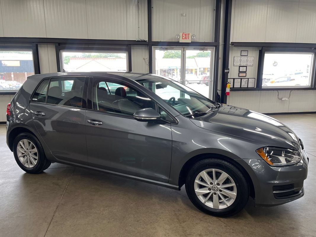Used 2016 Volkswagen Golf S FWD image 20