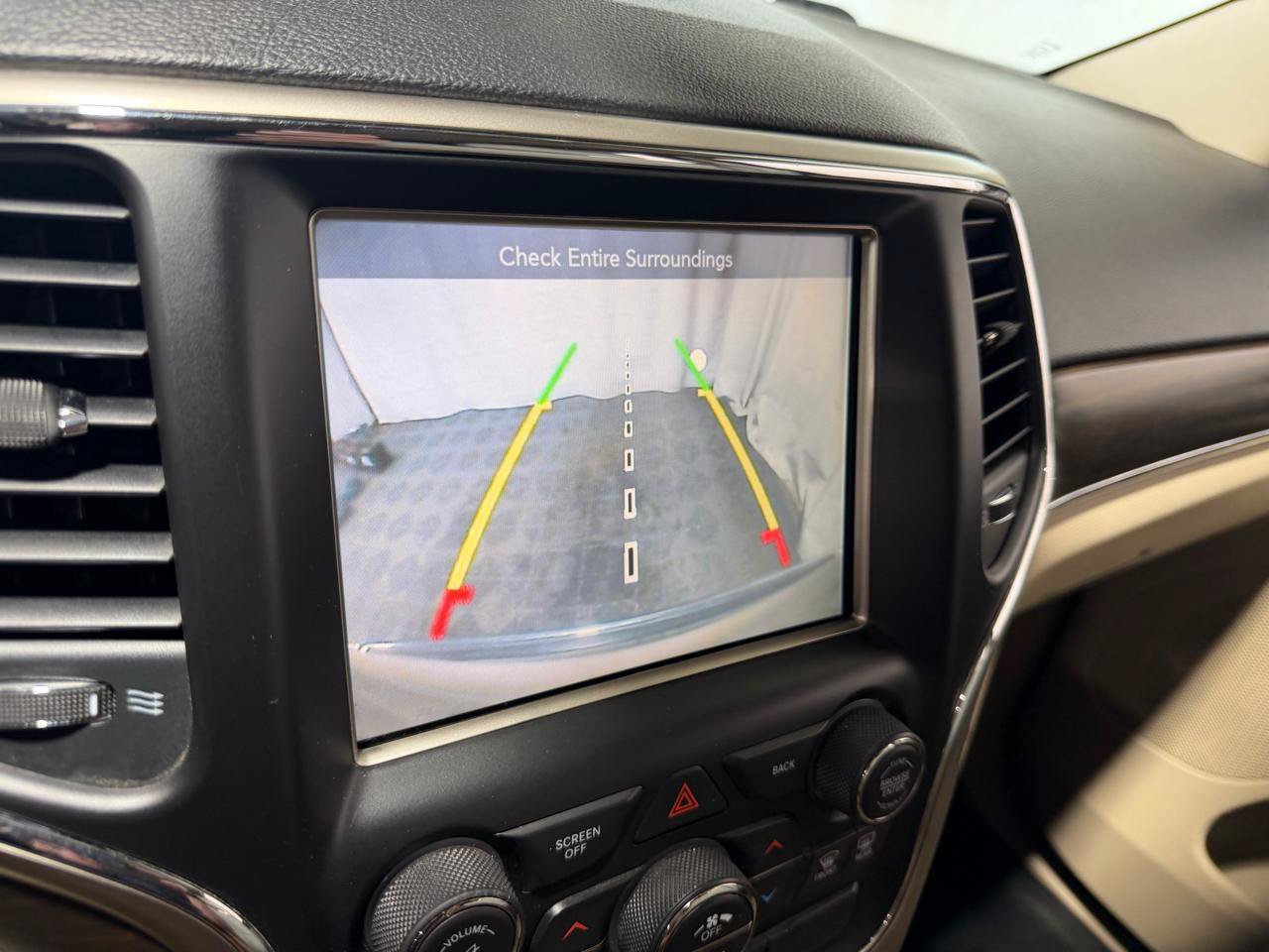 Used 2014 Jeep Grand Cherokee Limited w/ Trailer Tow Group IV AWD/4WD image 29