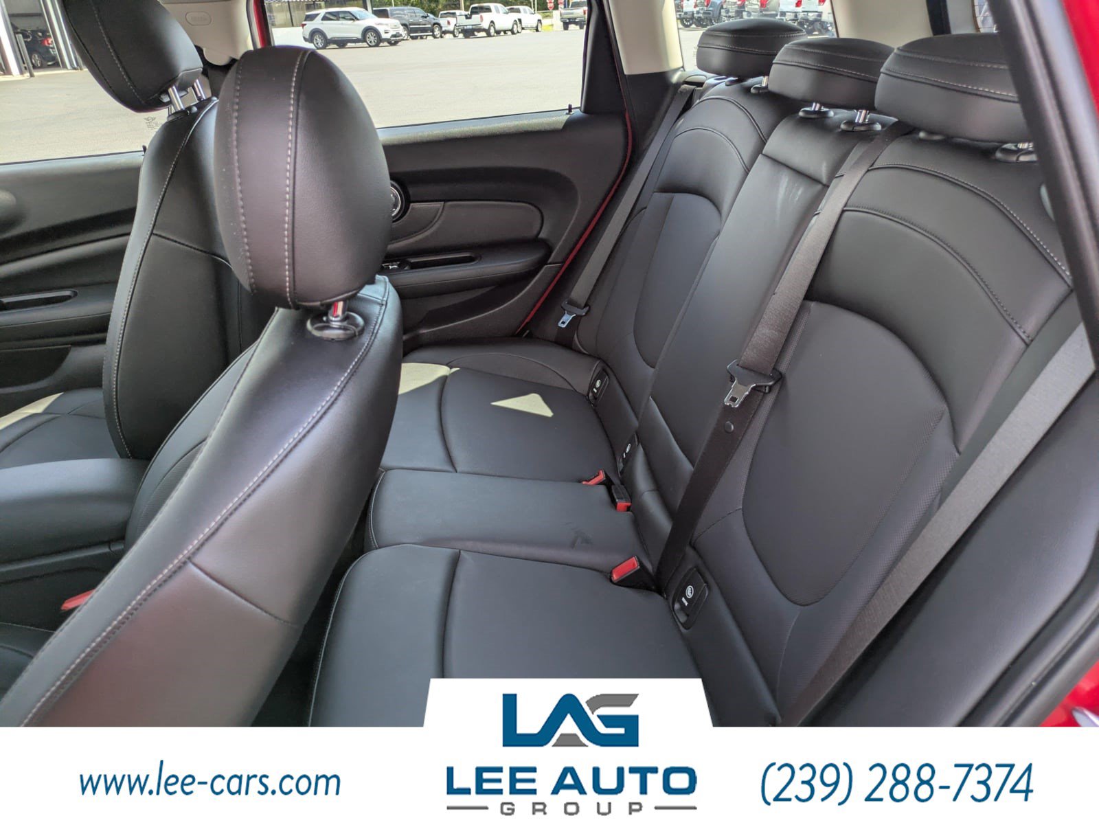Used 2019 MINI Cooper Clubman w/ Storage Package FWD image 12