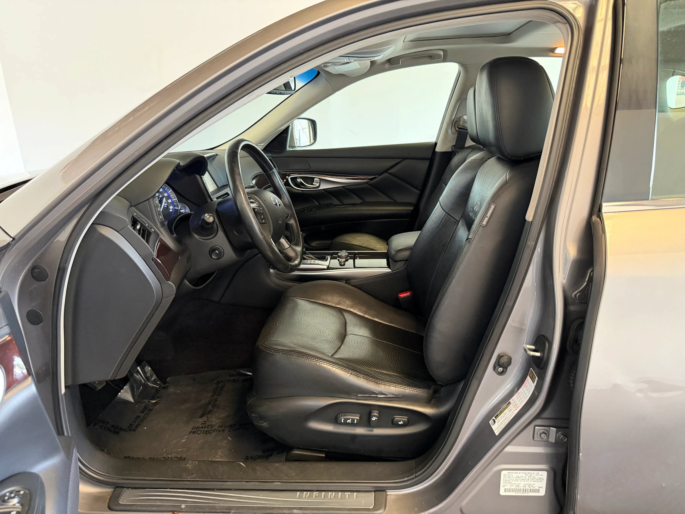 Used 2011 INFINITI M37 x w/ Premium Pkg AWD/4WD image 10
