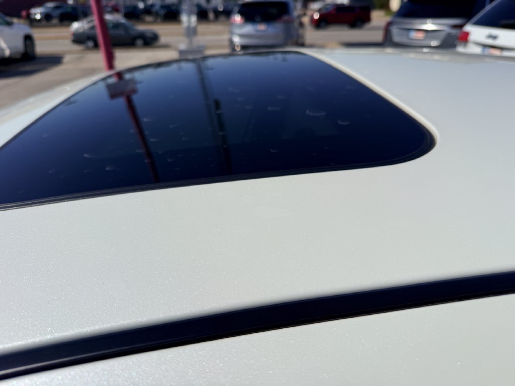 Used 2024 Nissan Altima 2.5 SR w/ SR Premium Package FWD image 25