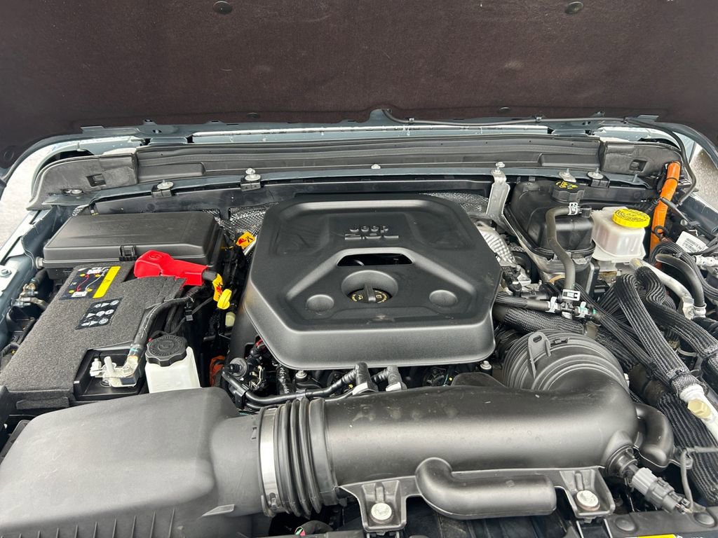 Used 2024 Jeep Wrangler Unlimited image 29