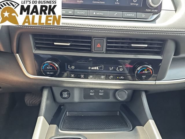 Used 2025 Nissan Rogue SV FWD image 17