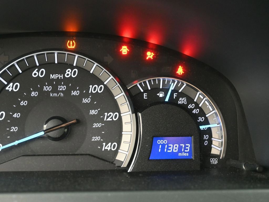 Used 2014 Toyota Camry SE image 10