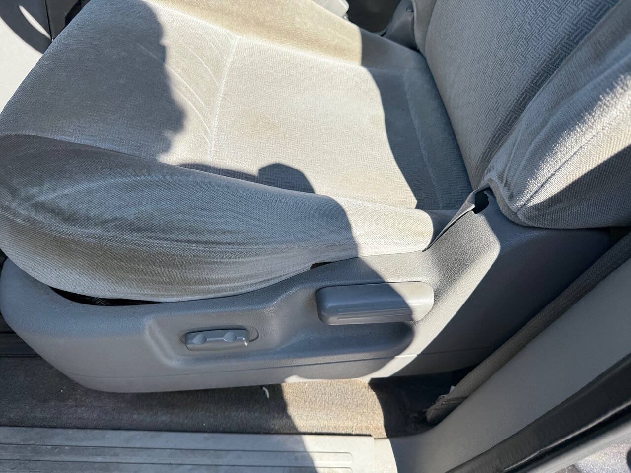 Used 2006 Ford Freestar SEL FWD image 22