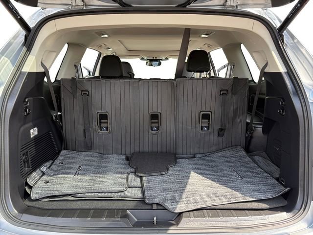 Used 2023 Subaru Ascent Touring AWD/4WD image 12