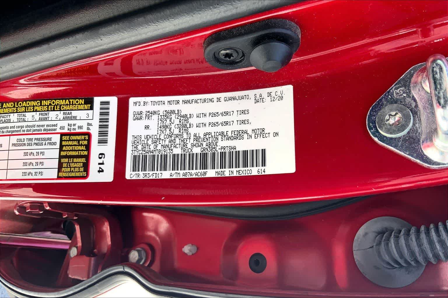 Used 2021 Toyota Tacoma SR AWD/4WD image 20