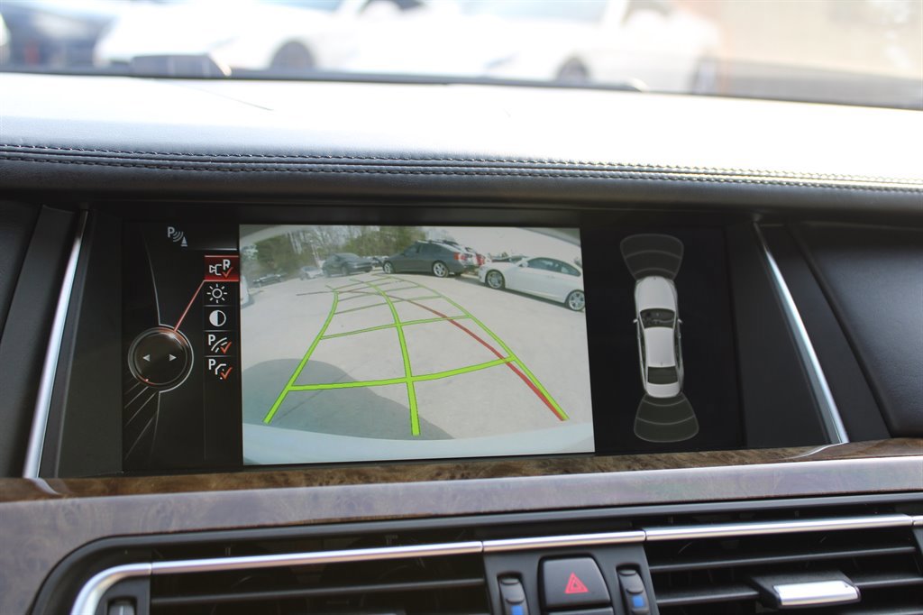 Used 2014 BMW 750Li RWD image 23