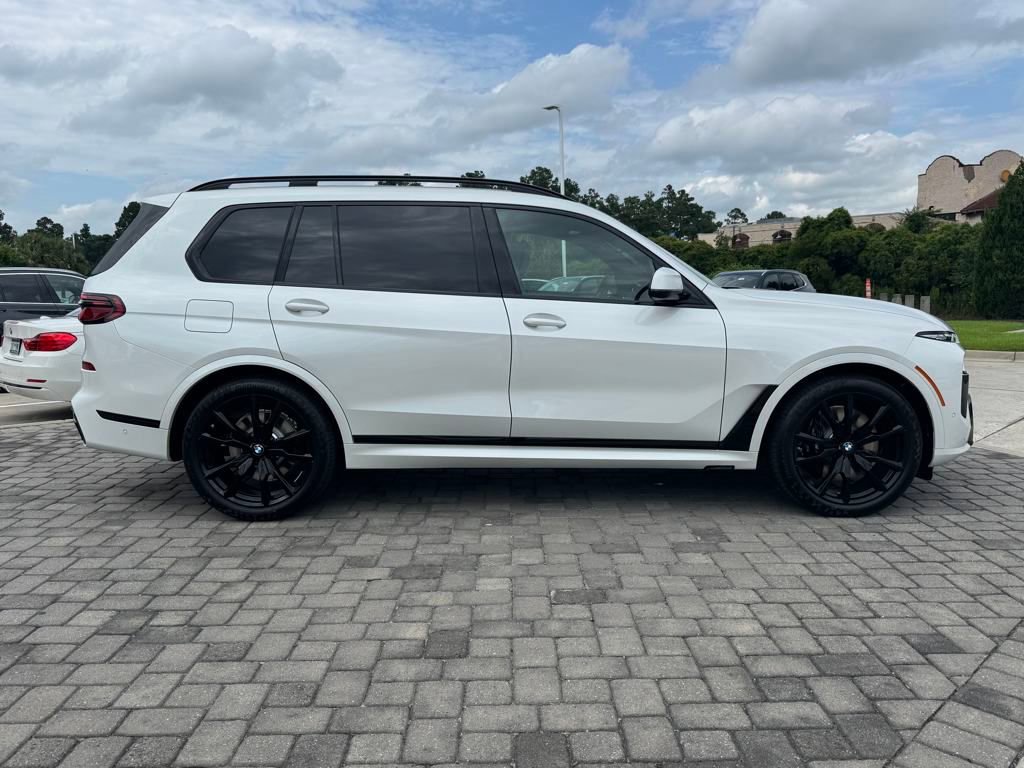 New 2026 BMW X7 xDrive40i w/ M Sport Package image 8