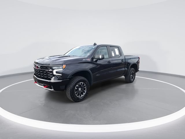 Used 2023 Chevrolet Silverado 1500 ZR2 w/ Technology Package AWD/4WD video 4