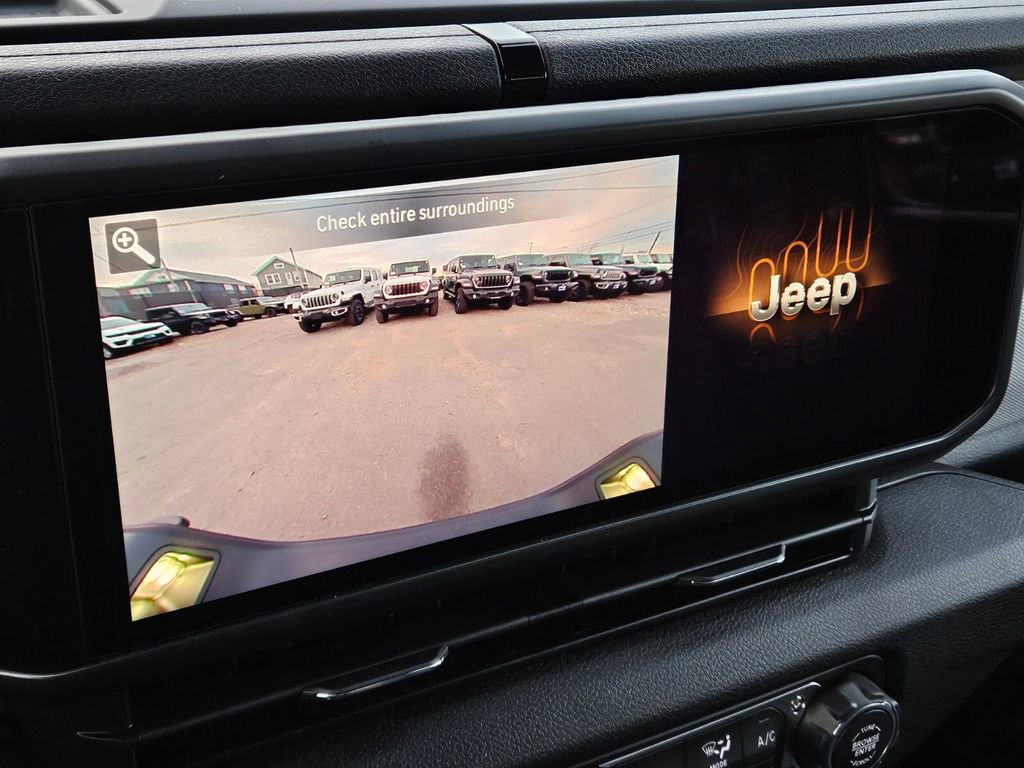 New 2026 Jeep Gladiator Willys image 18