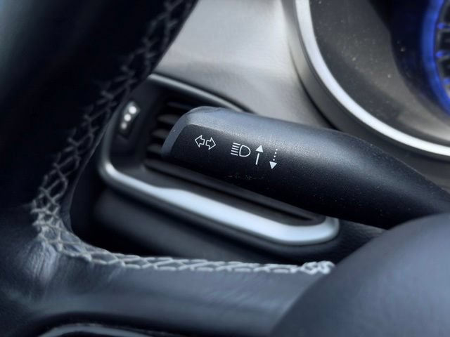 Used 2020 Chrysler Pacifica Touring-L w/ Advanced Safetytec Group AWD/4WD image 42