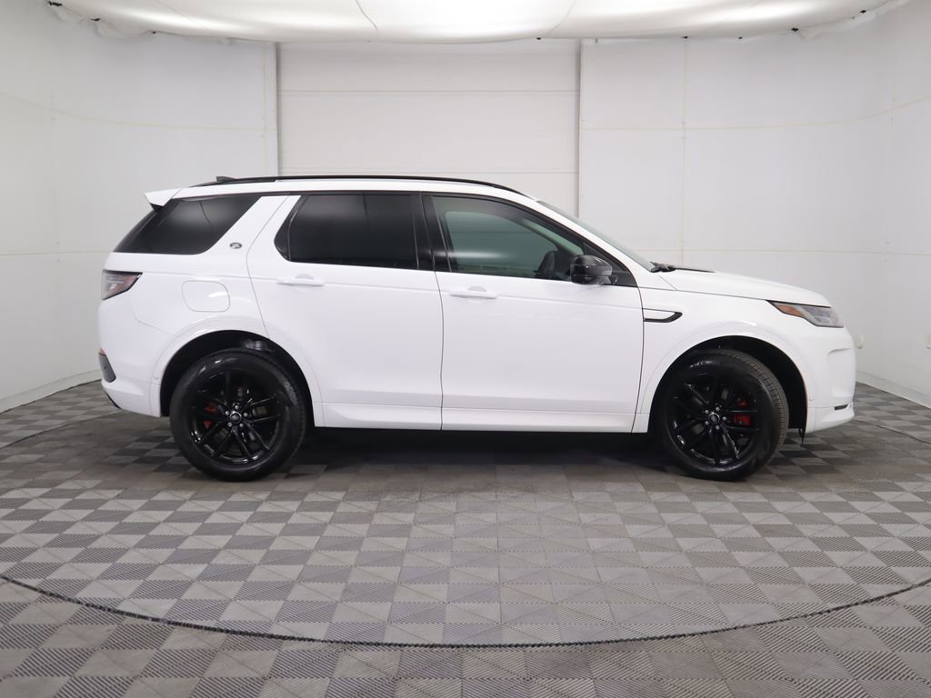 Used 2025 Land Rover Discovery Sport S image 4