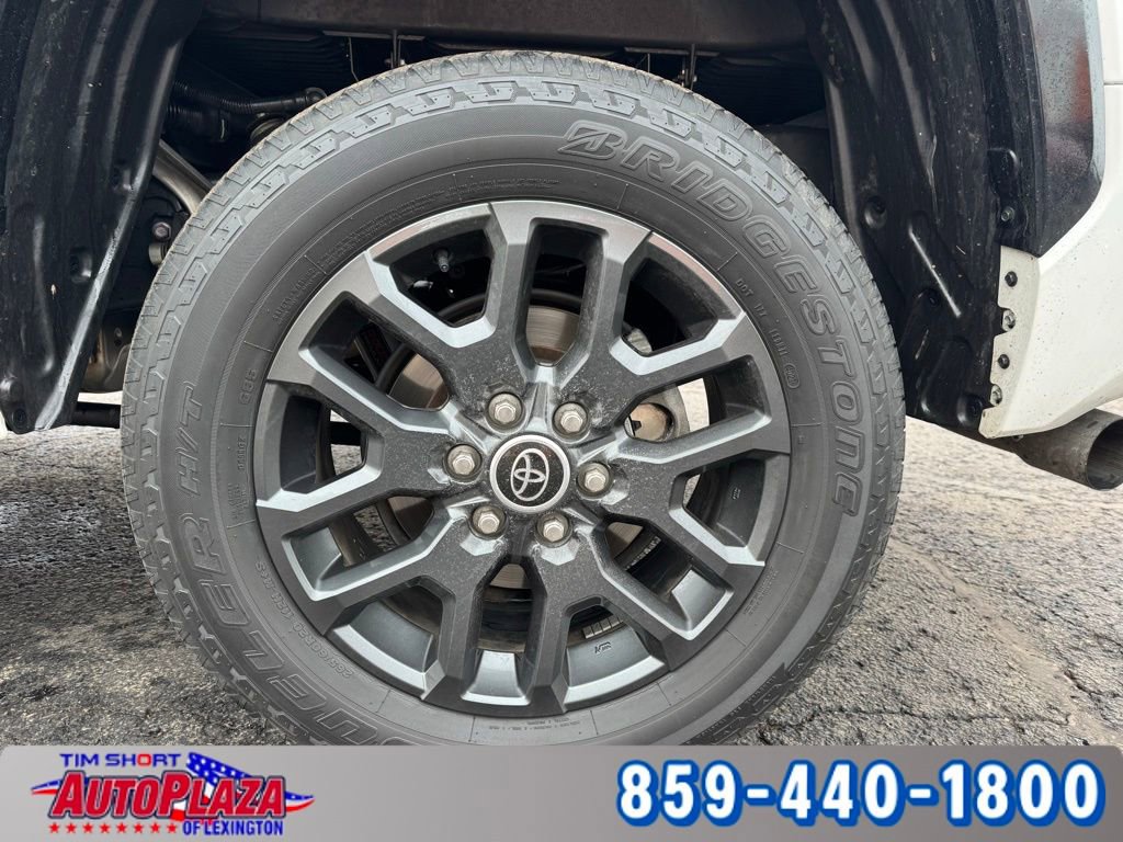 Used 2022 Toyota Tundra Platinum image 6