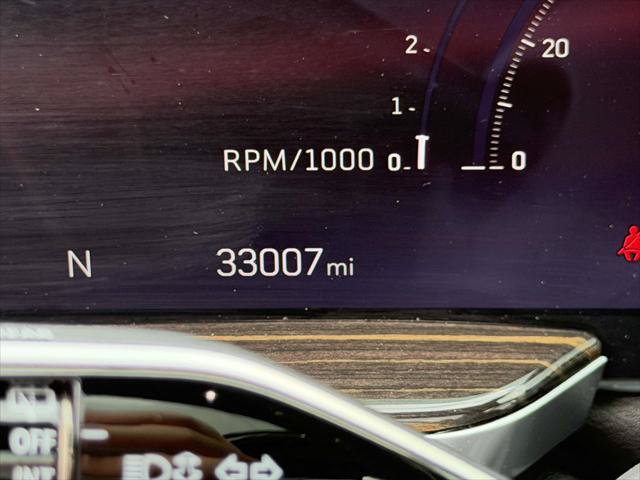 Certified 2025 Cadillac Escalade ESV Premium Luxury w/ Touring Package AWD/4WD image 29