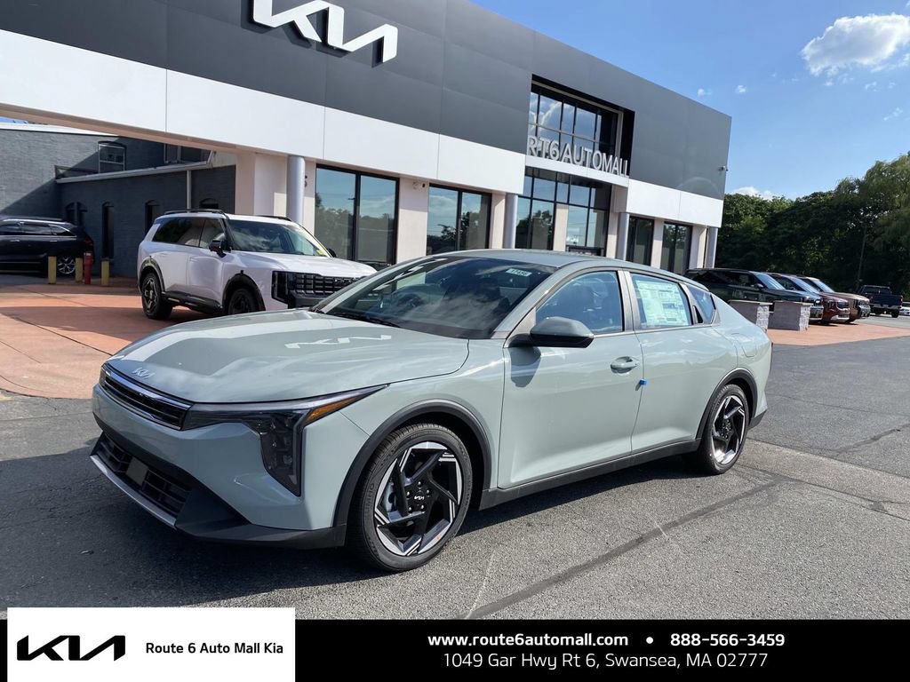 New 2026 Kia K4 EX