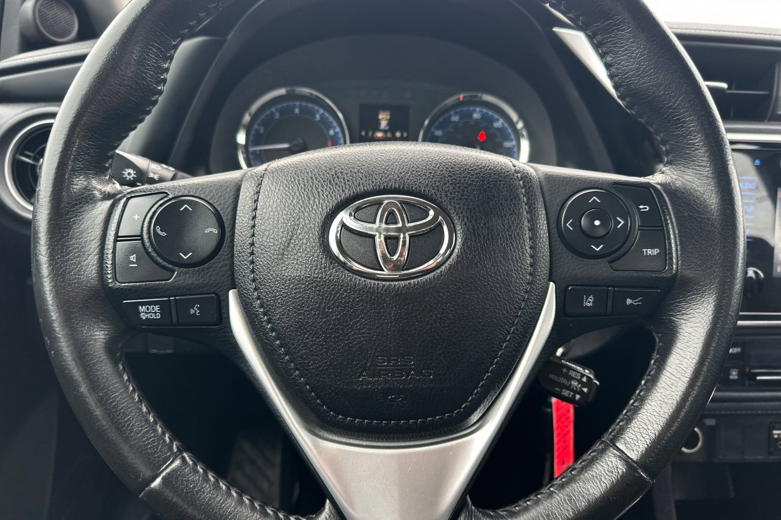 Used 2019 Toyota Corolla SE w/ Protection Package image 21