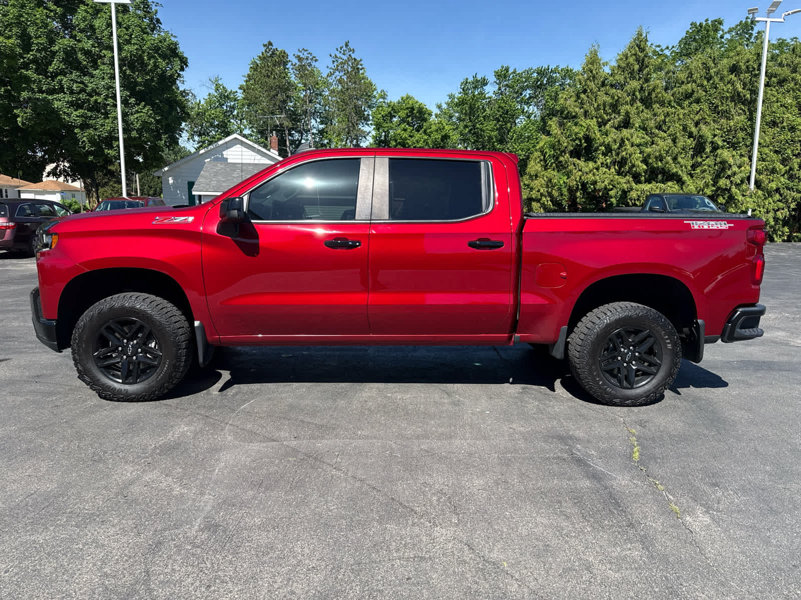 Used 2022 Chevrolet Silverado 1500 LT Trail Boss w/ Bed Protection Package AWD/4WD image 6