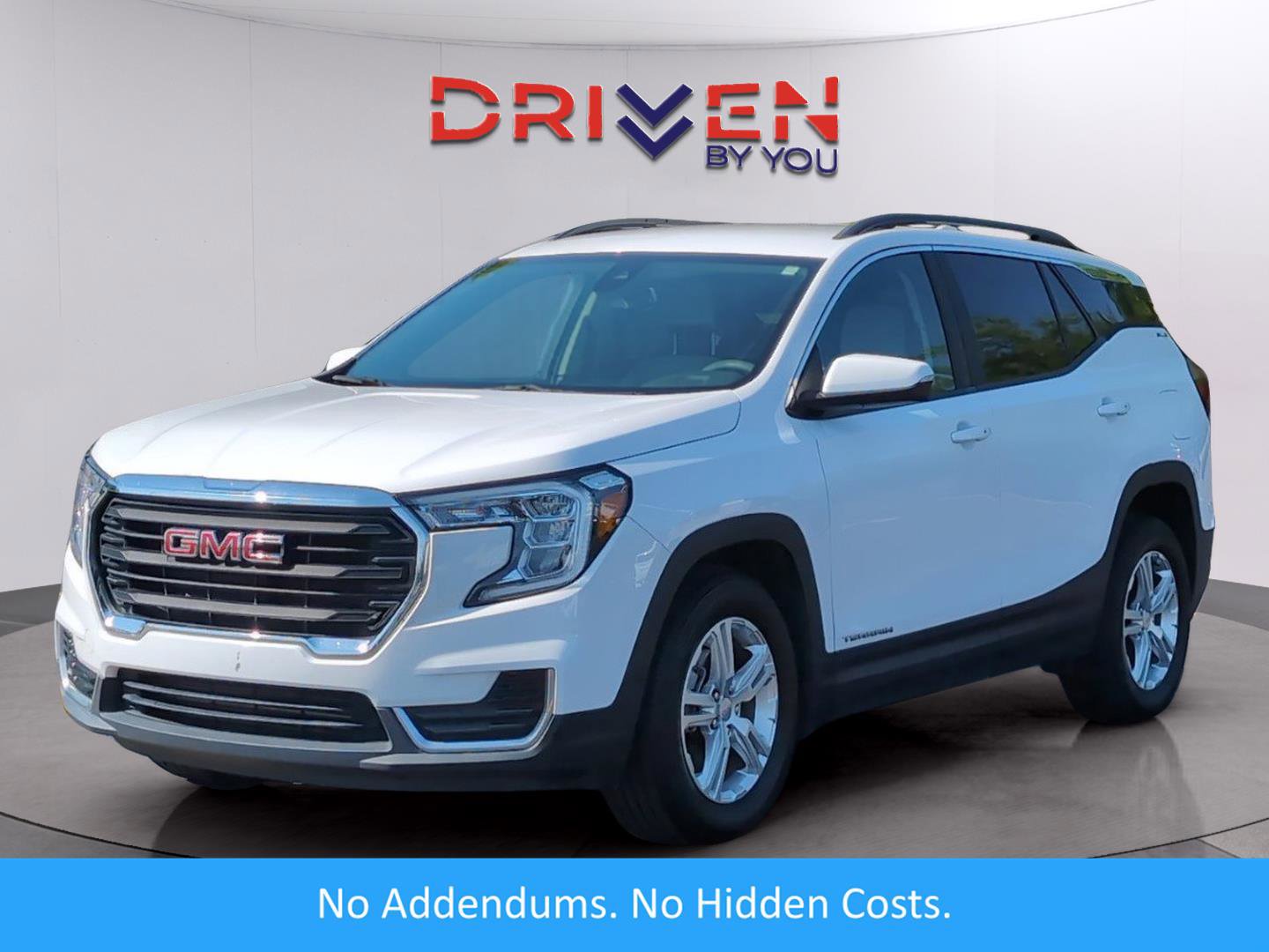 Used 2022 GMC Terrain SLE w/ Driver Convenience Package FWD image 1