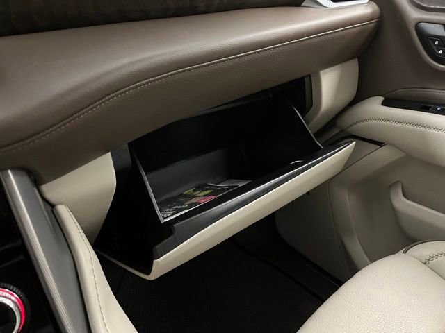 Used 2024 GMC Yukon XL Denali w/ Advanced Technology Package AWD/4WD image 39