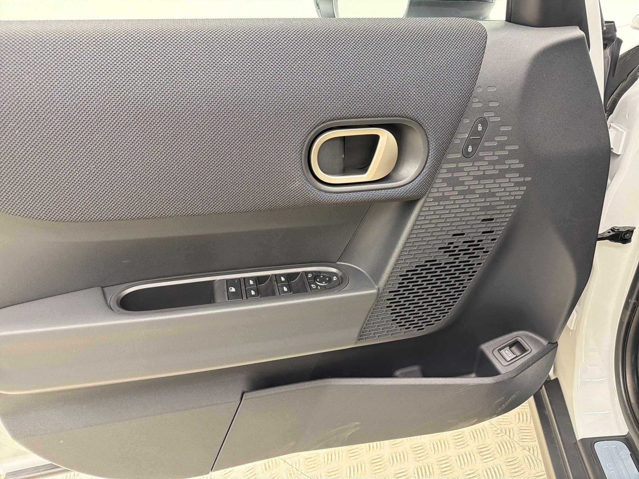 New 2026 MINI Cooper 4-Door Hardtop image 12