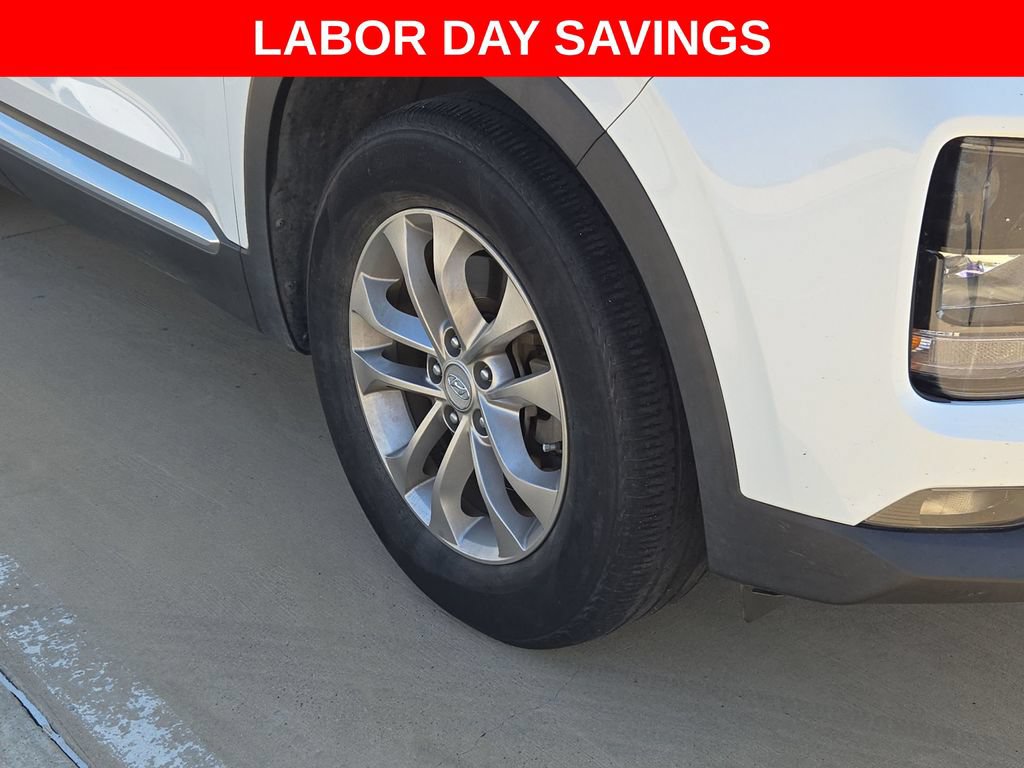 Used 2019 Hyundai Santa Fe SEL FWD image 22