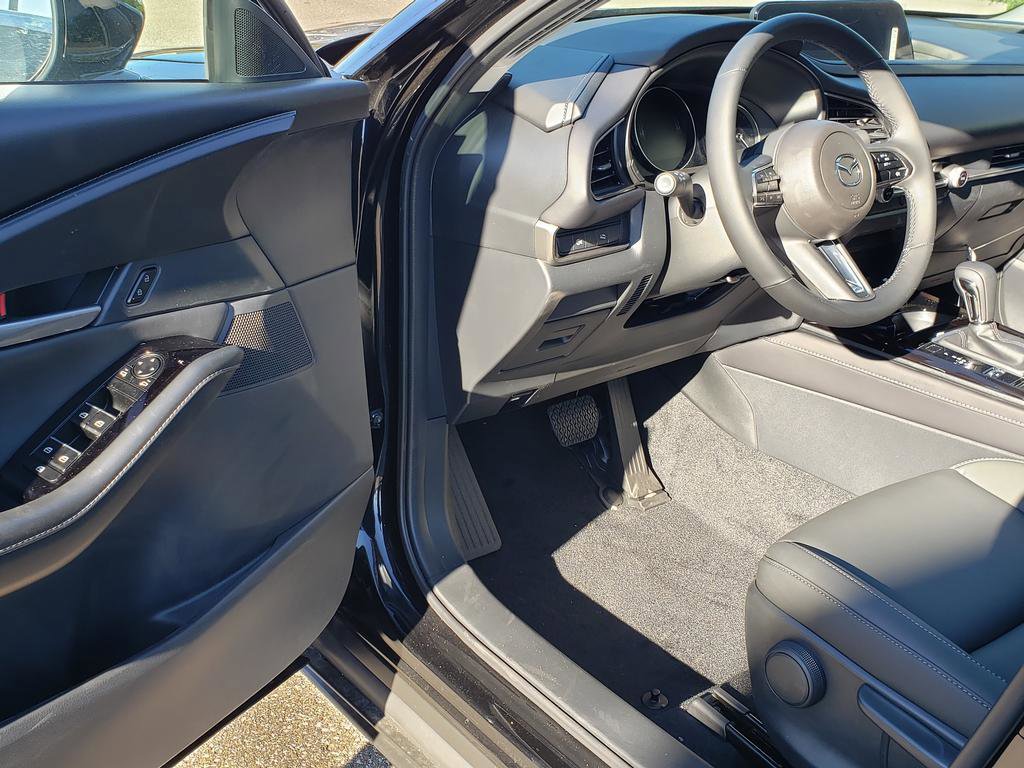 New 2025 MAZDA CX-30 AWD 2.5 S w/ Select Sport Pkg image 6