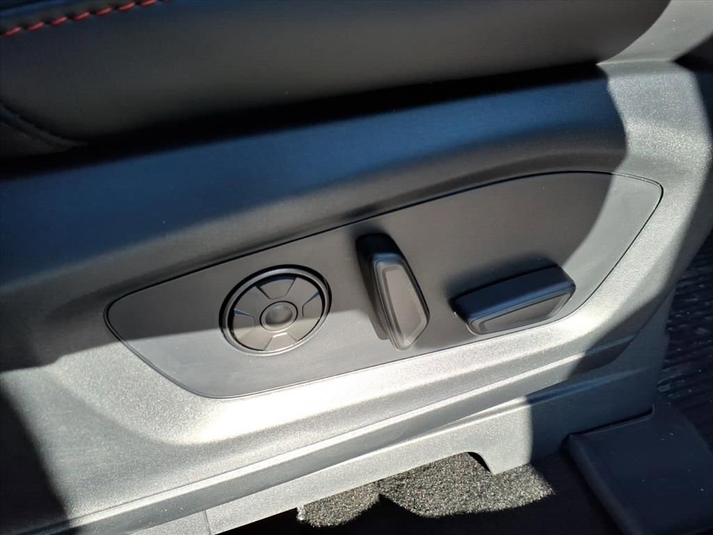 New 2026 Ford Explorer ST w/ Sun And Sound Package image 9