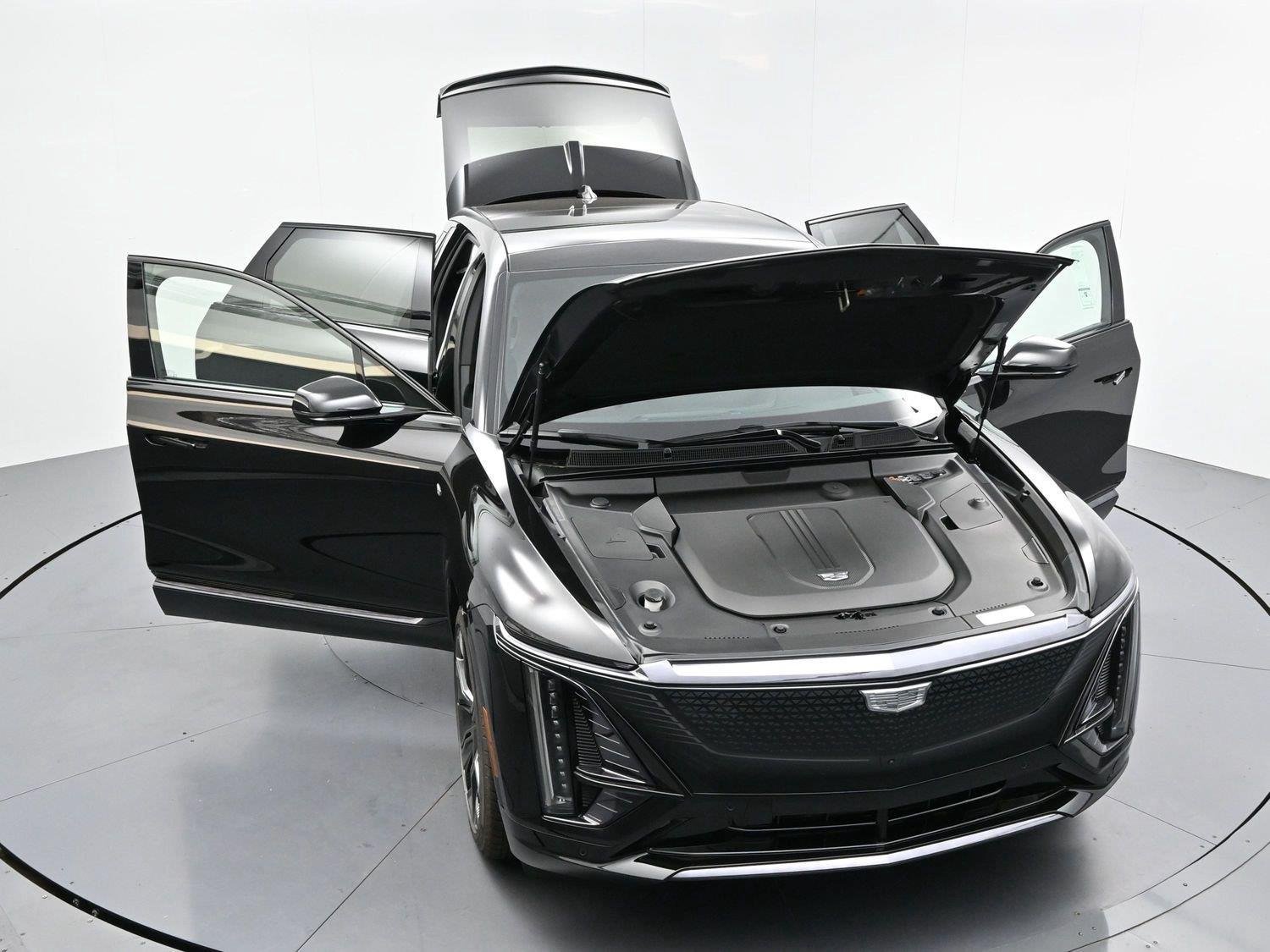 New 2027 Cadillac Lyriq Signature Sport AWD/4WD image 45