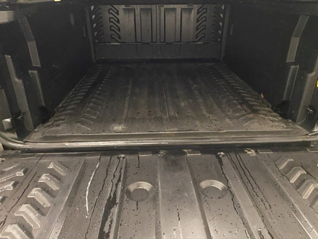 Used 2013 Chevrolet Avalanche LTZ image 27