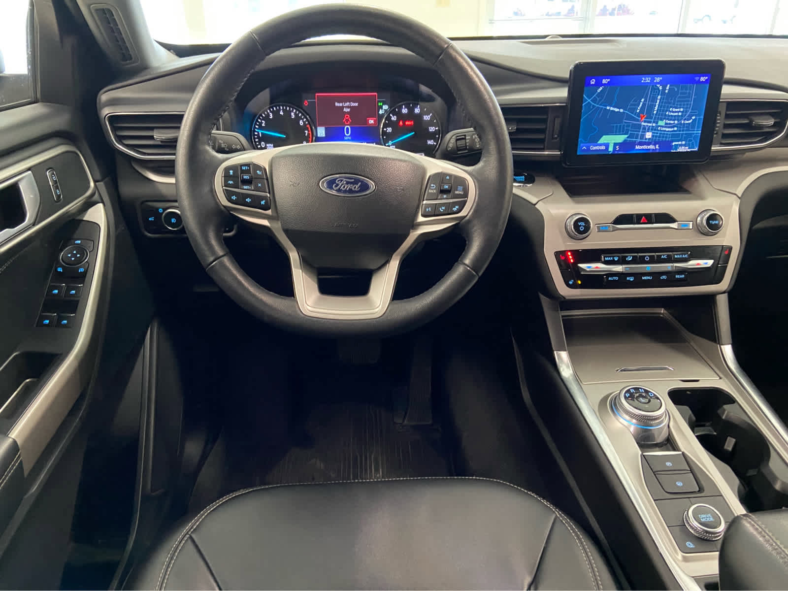 Used 2023 Ford Explorer XLT w/ Equipment Group 202A image 24