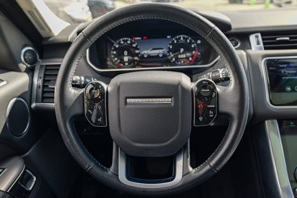 Used 2022 Land Rover Range Rover Sport SE image 40