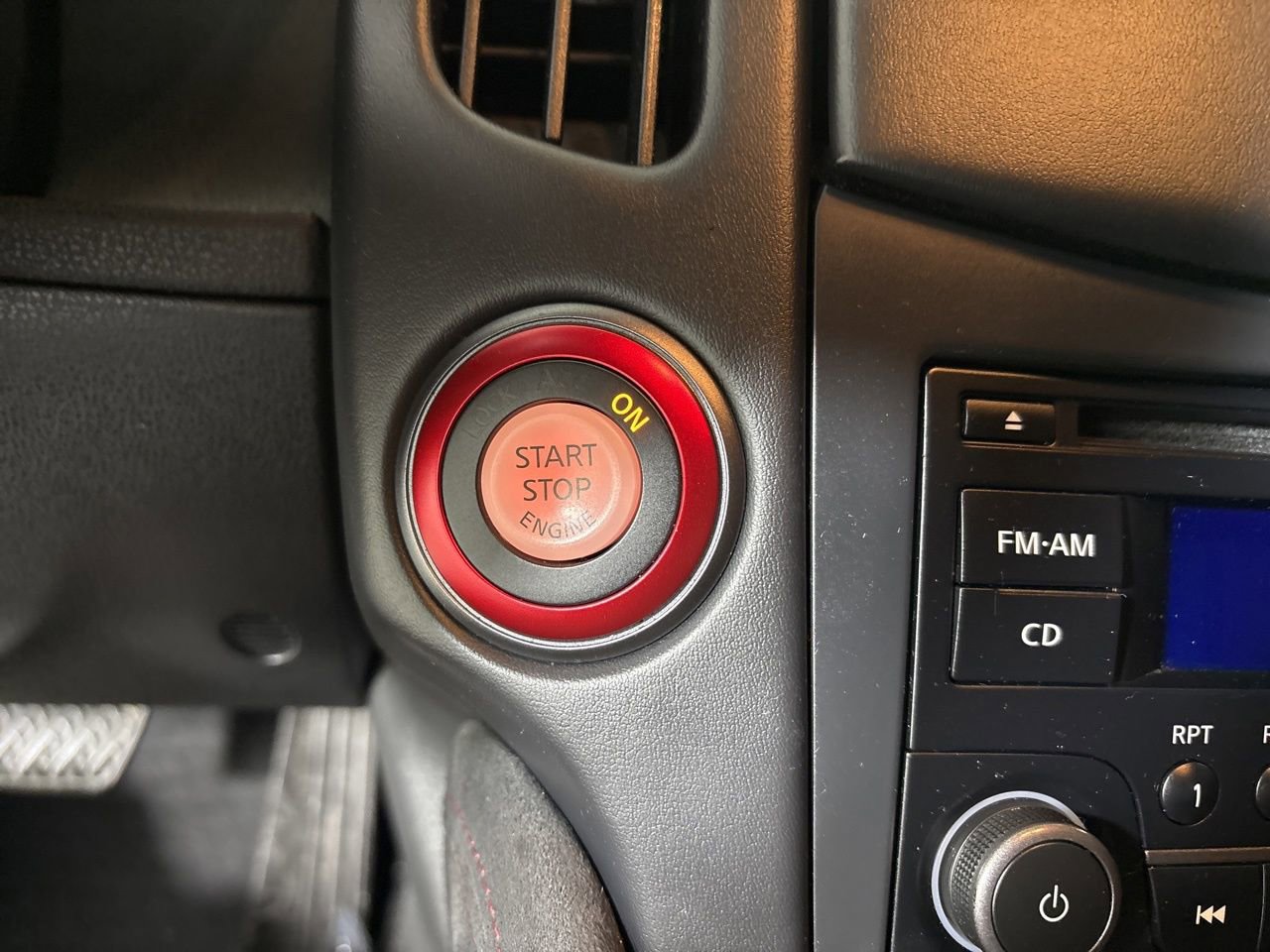 Used 2020 Nissan 370Z image 14