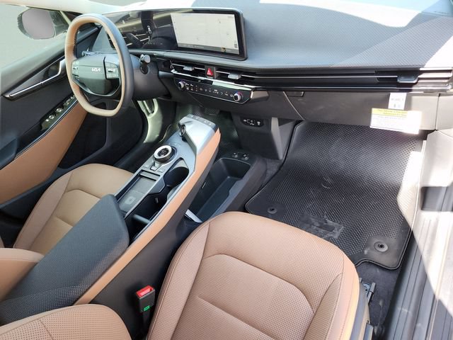 New 2026 Kia EV6 Wind RWD image 17
