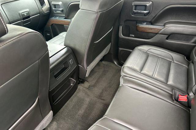 Used 2017 GMC Sierra 2500 Denali w/ Duramax Plus Package AWD/4WD image 12