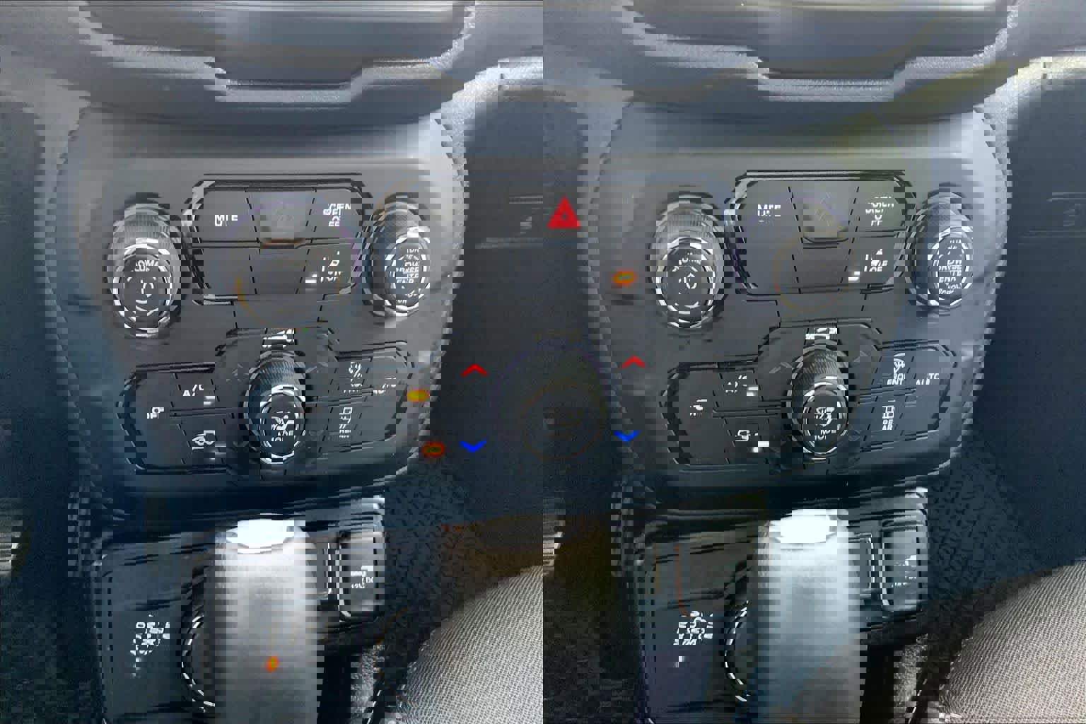 Used 2022 Jeep Renegade Latitude image 31