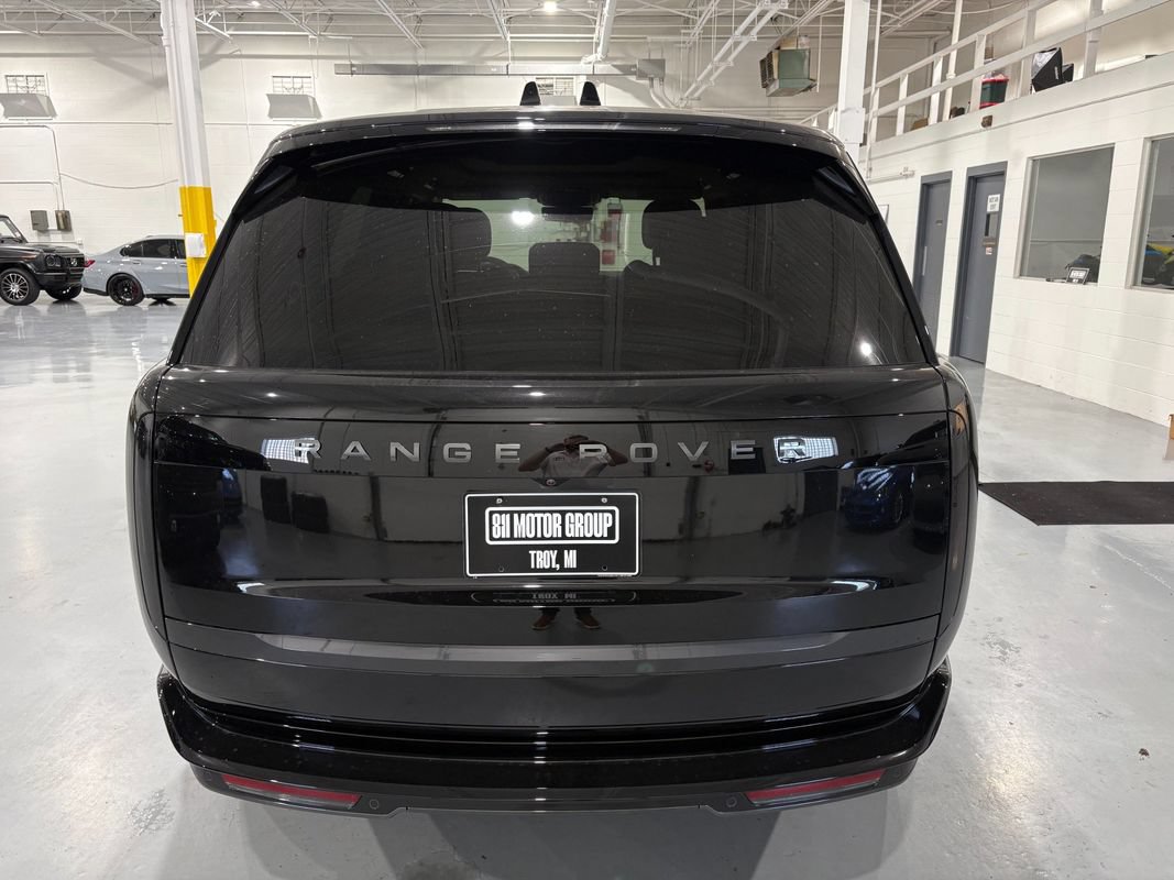 Used 2026 Land Rover Range Rover SE AWD/4WD image 6