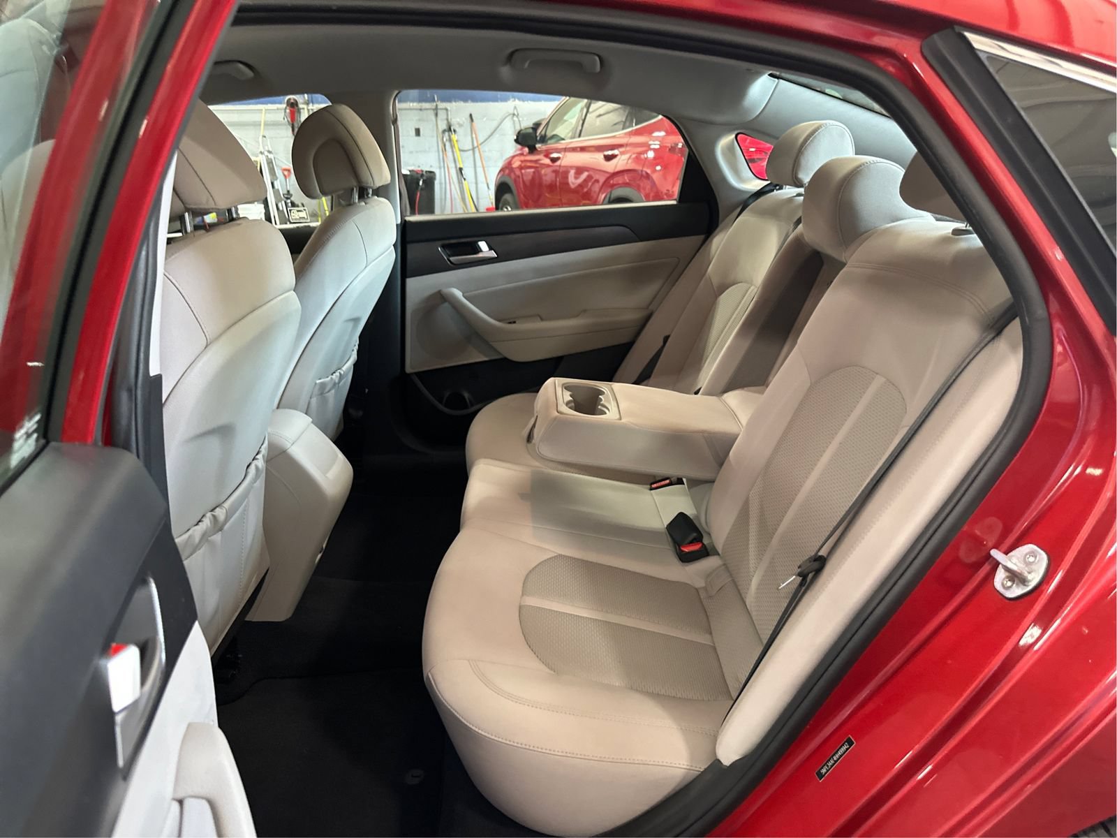 Used 2017 Hyundai Sonata Sport w/ Cargo Package FWD image 9