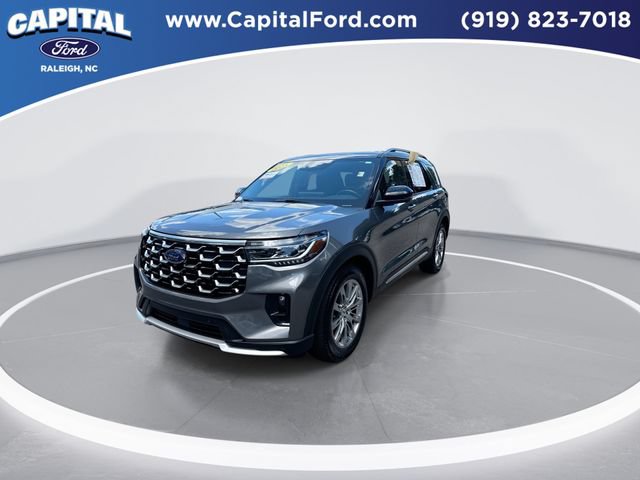 Certified 2025 Ford Explorer Platinum RWD image 4