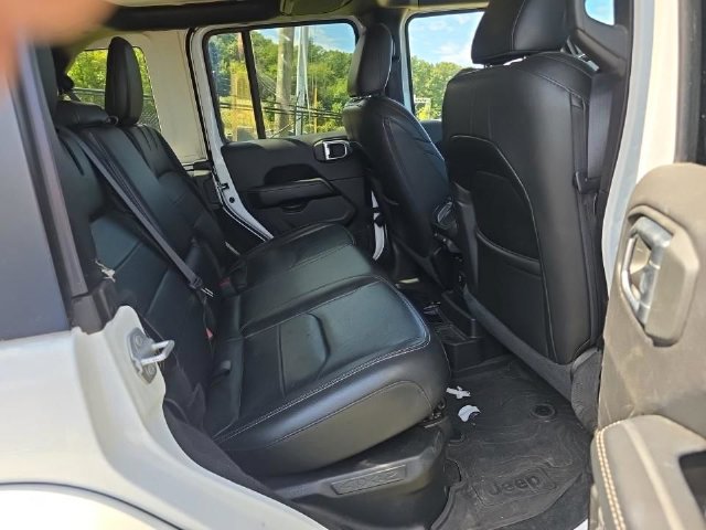 Certified 2023 Jeep Wrangler Unlimited Sahara w/ Dual Top Group AWD/4WD image 10