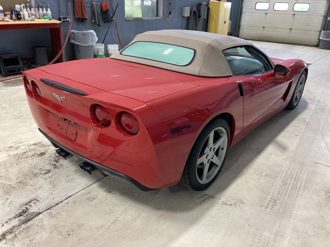 Used 2005 Chevrolet Corvette Convertible w/ Preferred Equipment Group RWD image 7