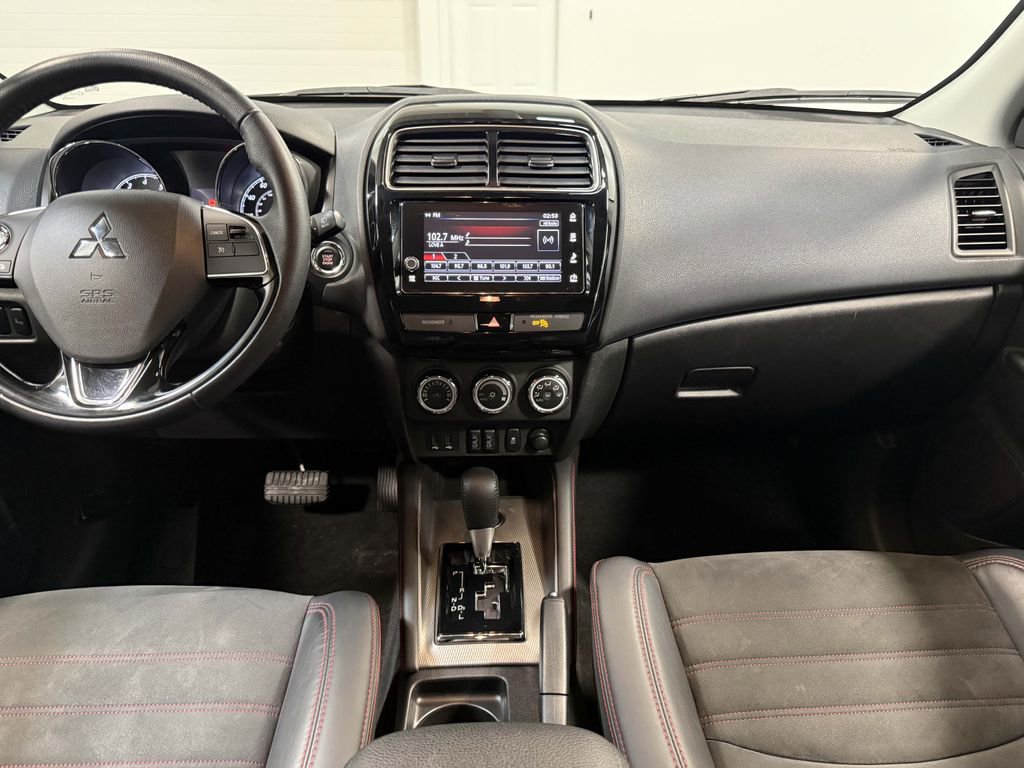 Used 2019 Mitsubishi Outlander Sport GT image 16