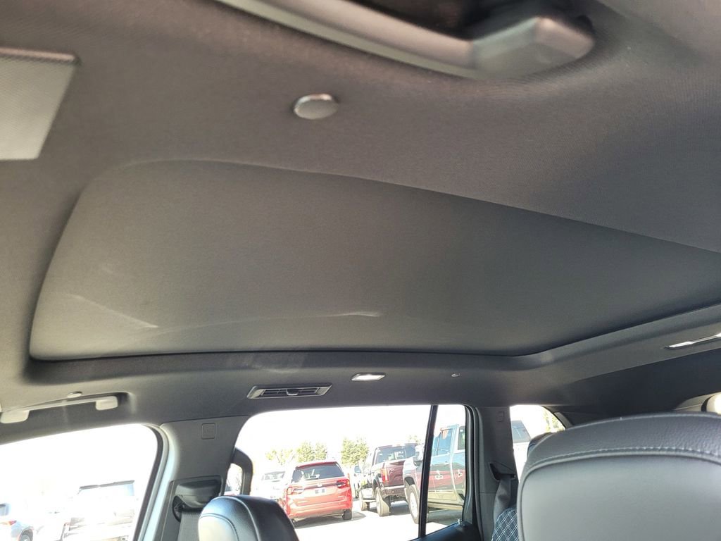 New 2026 GMC Acadia Denali w/ Super Cruise Package image 15