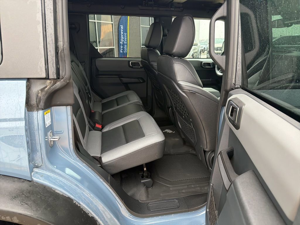 Used 2024 Ford Bronco Black Diamond image 28