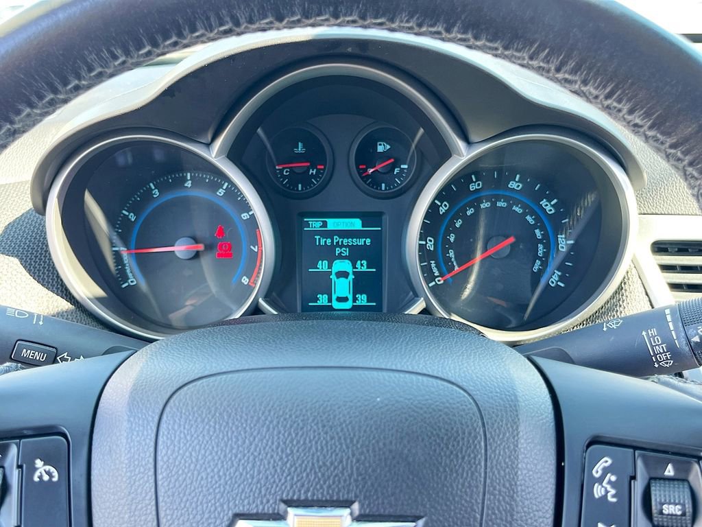 Used 2014 Chevrolet Cruze LT image 10
